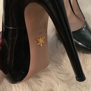 🌸Today Only🌸 Prada Pumps